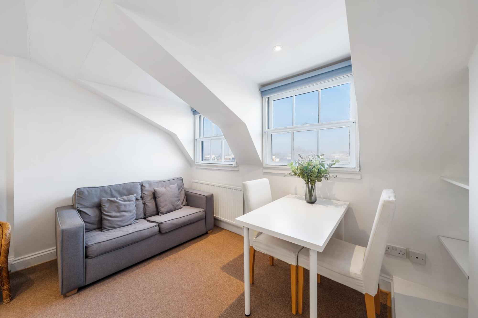 Fulham Road Apartments ลอนดอน ภายนอก รูปภาพ